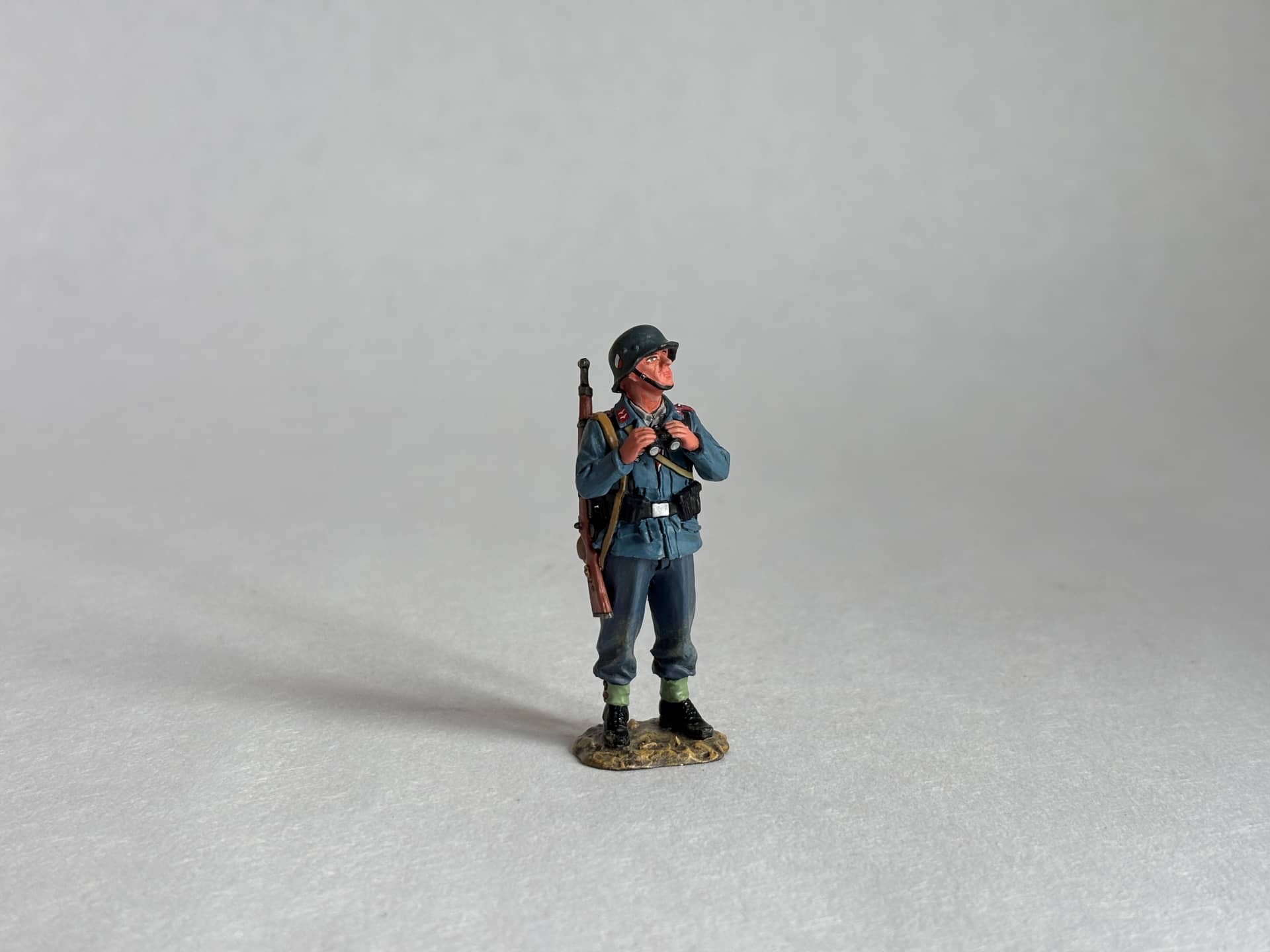 King & Country LW027 Luftwaffe Field Division Spotter