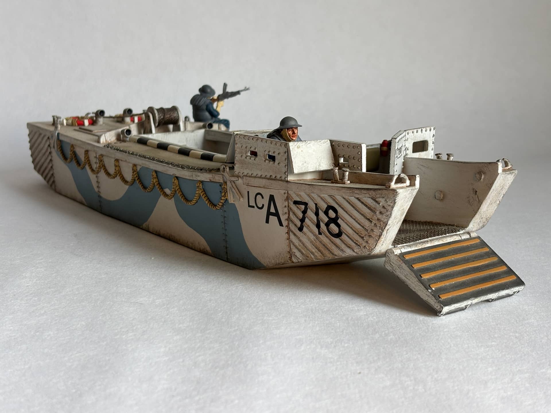 King & Country DD107 Landing Craft Assault 718 Version
