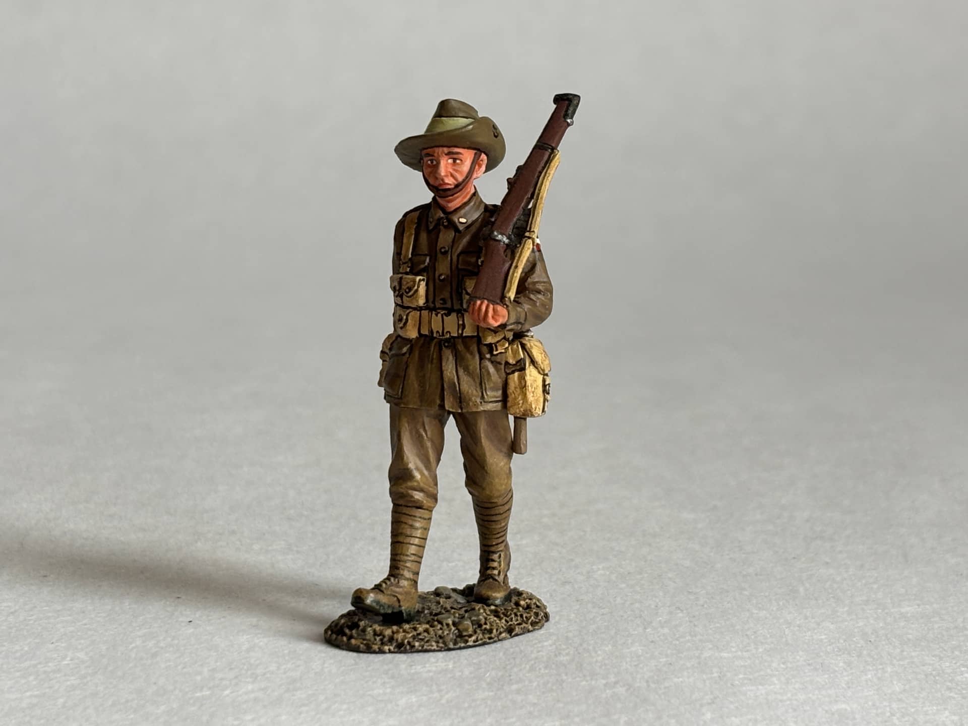 King & Country FW181-V Q Australian Marching Victoria