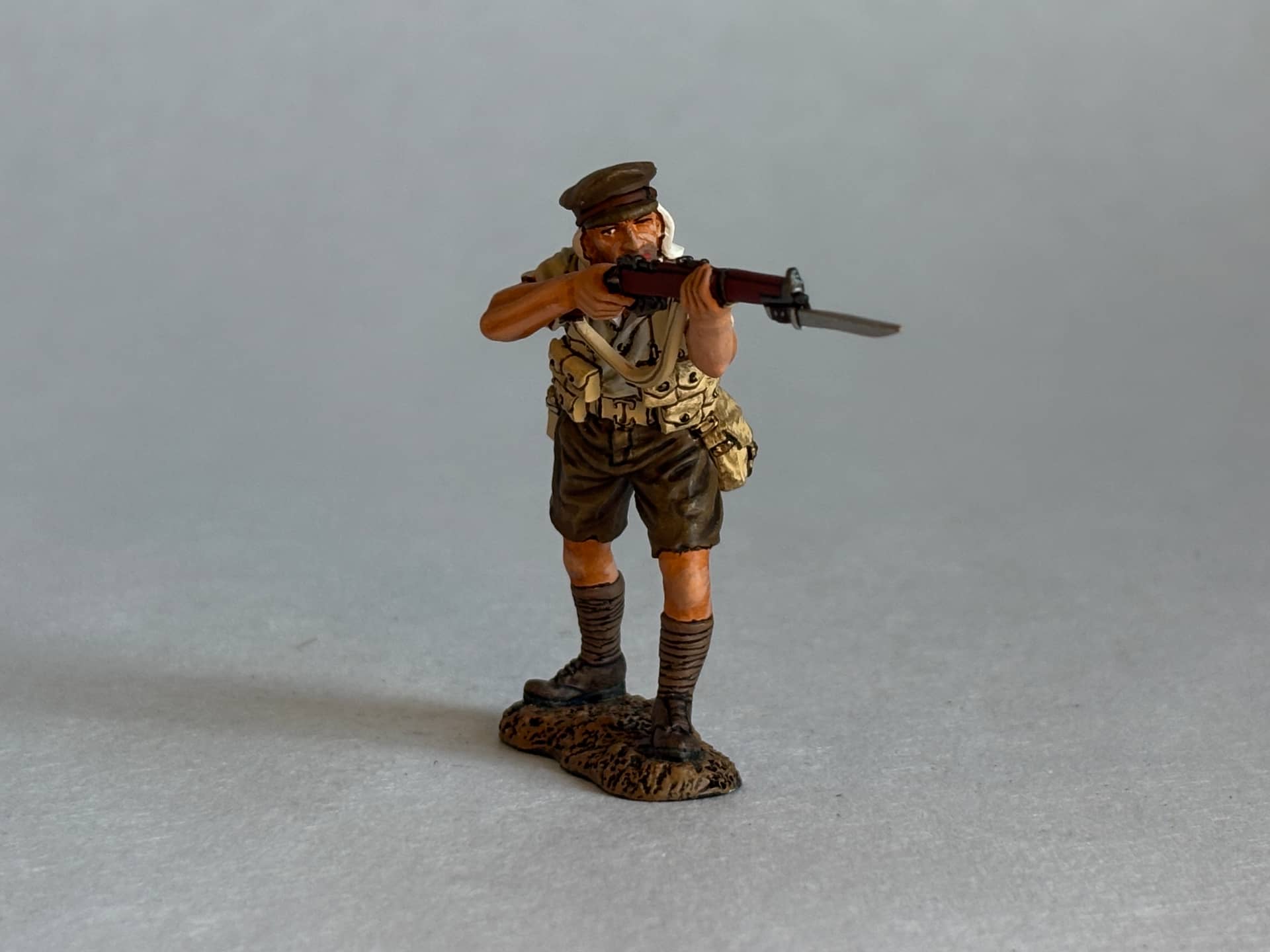 King & Country GA020 Advancing Rifleman White Shirt