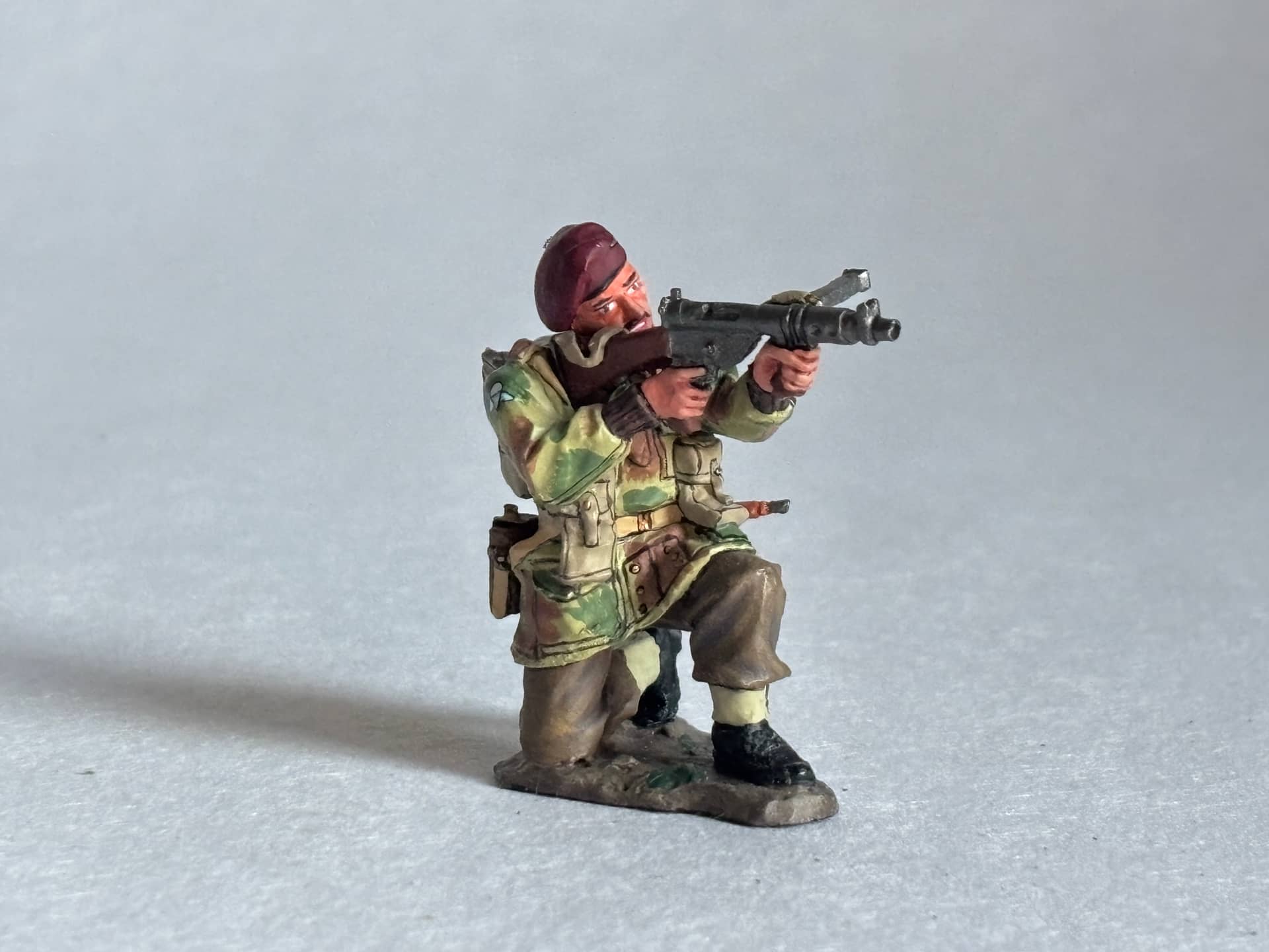 King & Country MG020 Kneeling Firing Sten Gun