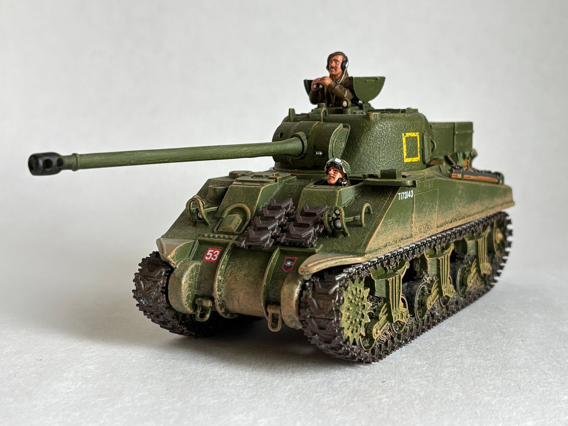 King & Country DD135 British Sherman Firefly: the piece