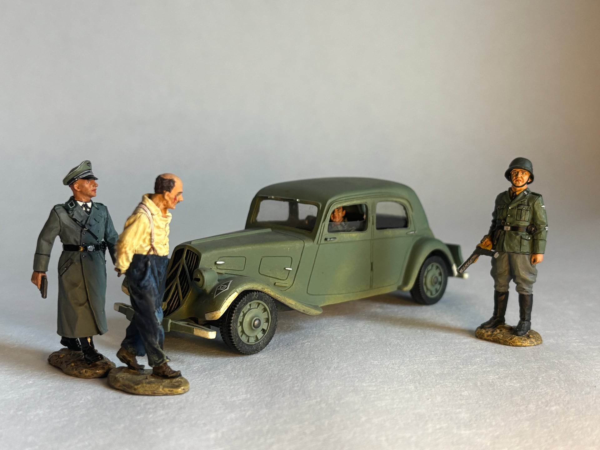 King & Country WS091 Gestapo Arrest: the piece