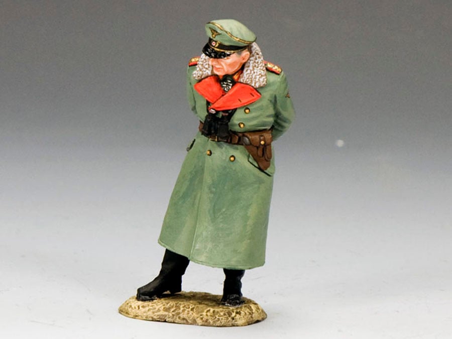 King & Country WS189 SS Inspecting Officer: the piece