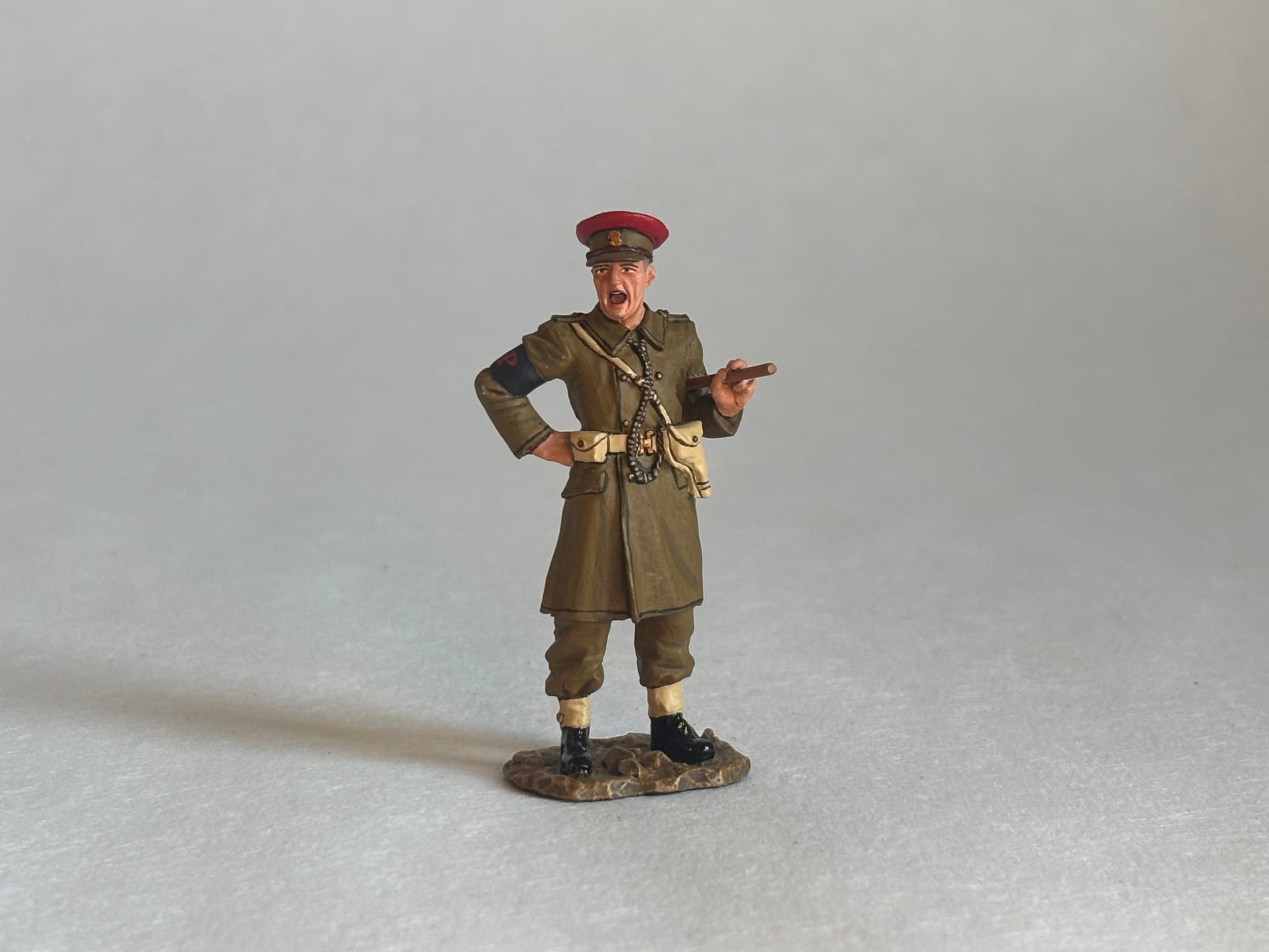 King & Country FOB051 Shouting Military Police: the piece
