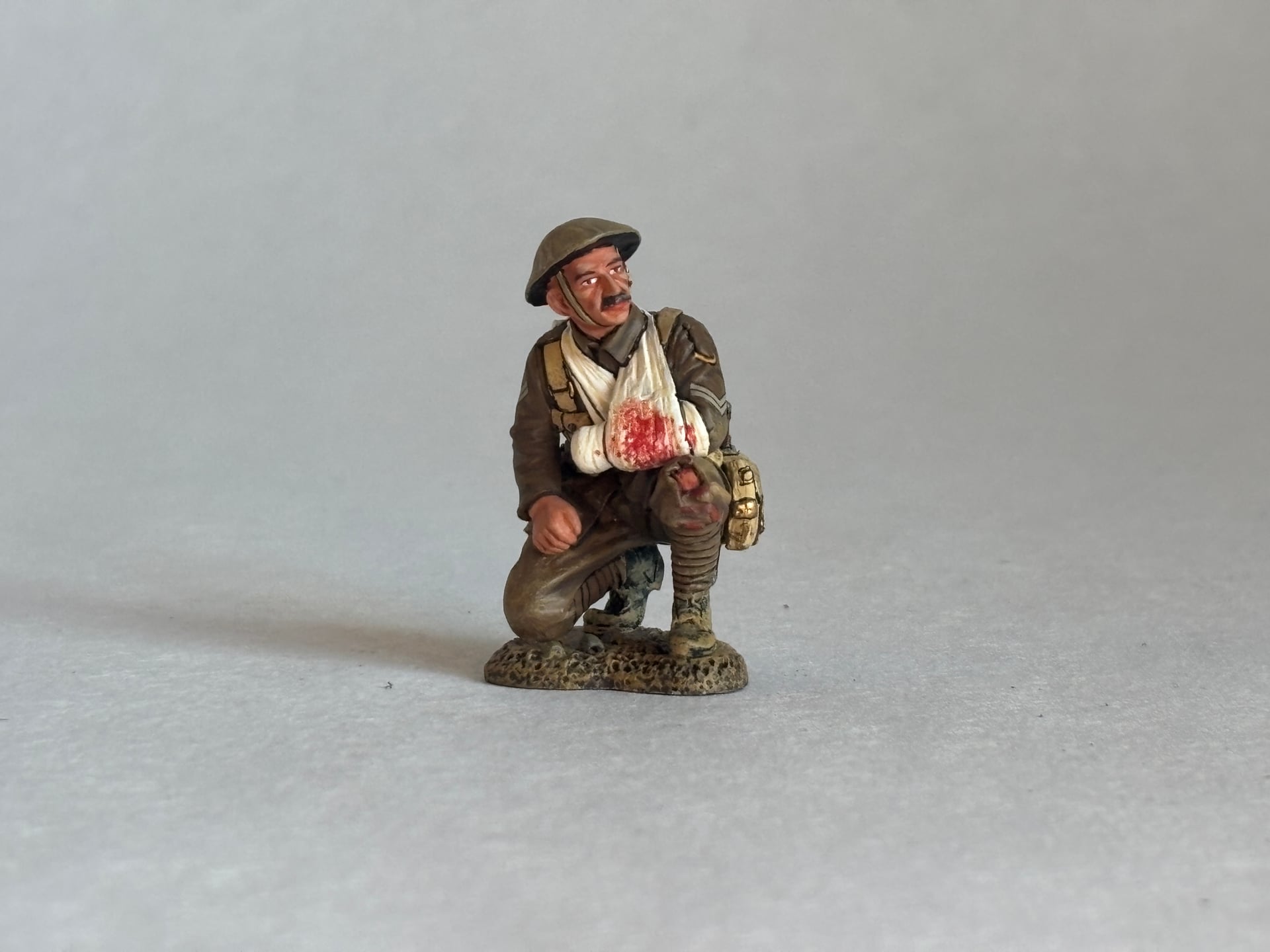 King & Country FW171 Crouching Wounded: the piece