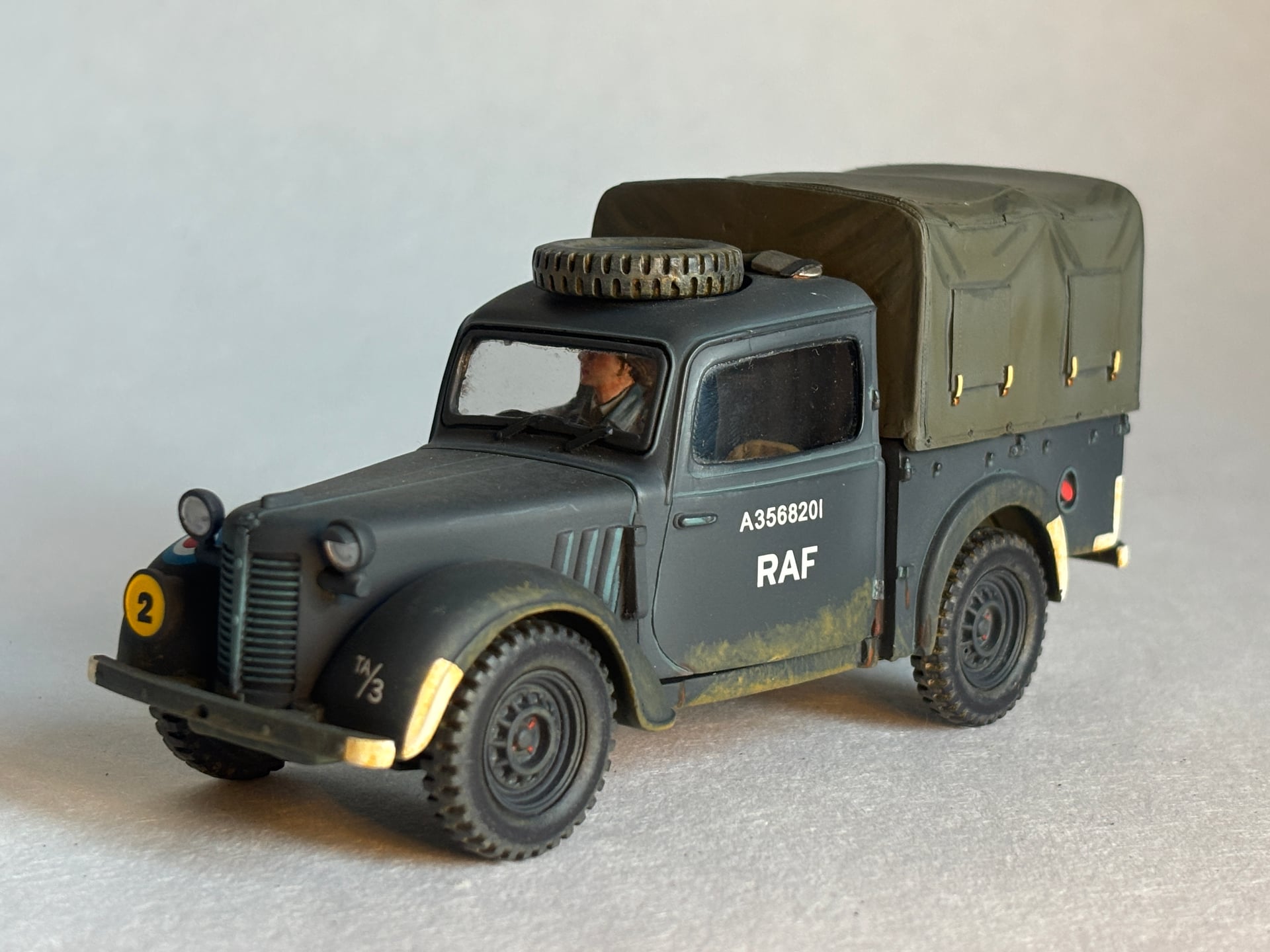 King & Country RAF026 Austin Light Utility RAF LE250: the piece